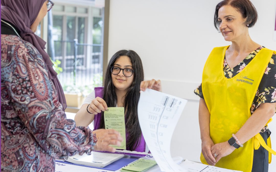 How to complete the 2022 federal election ballot papers